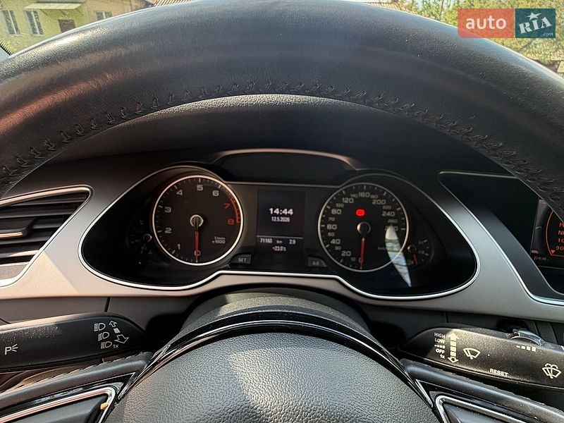 Седан Audi A4 2014 в Полтаве