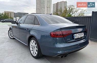 Седан Audi A4 2014 в Киеве