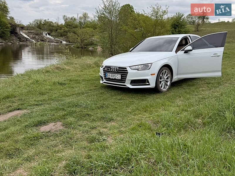 Седан Audi A4 2019 в Житомире