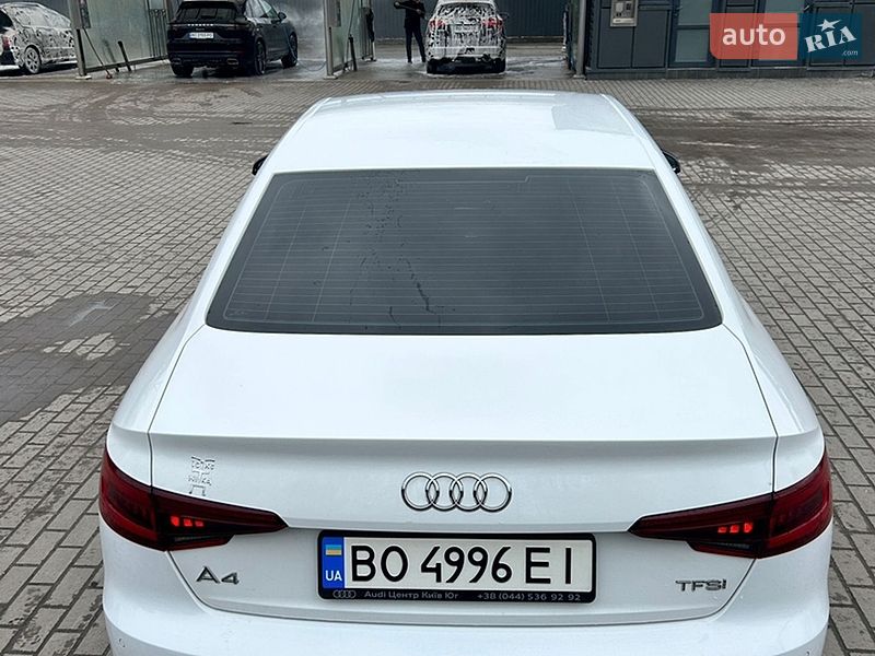 Седан Audi A4 2017 в Львове