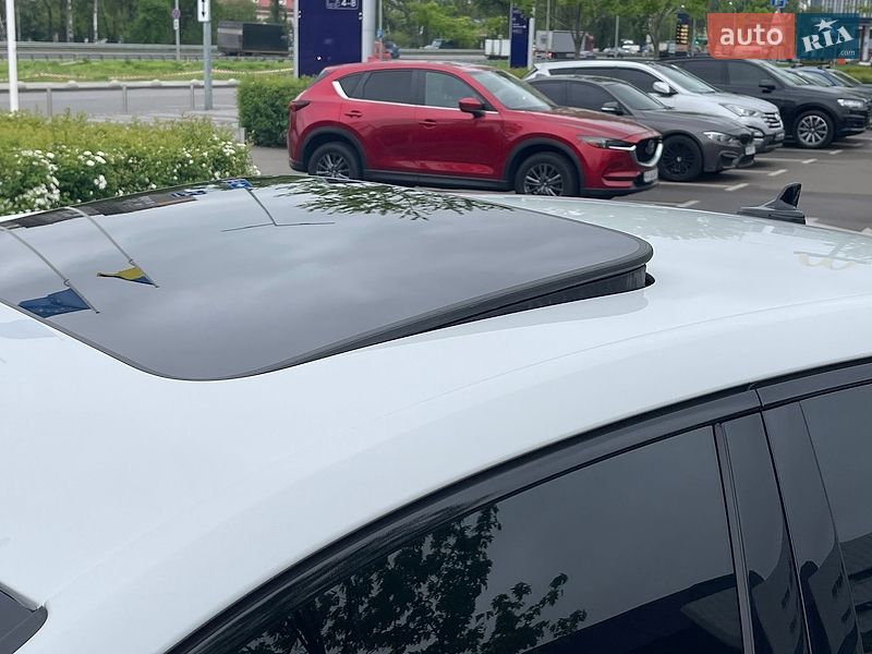 Седан Audi A4 2022 в Києві