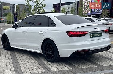 Седан Audi A4 2022 в Києві
