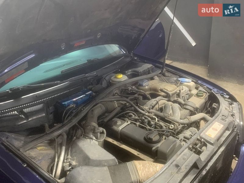 Універсал Audi A4 1998 в Львові