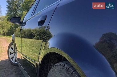 Седан Audi A4 2002 в Глинянах