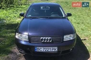 Седан Audi A4 2002 в Глинянах