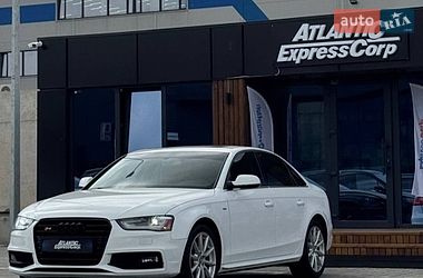 Седан Audi A4 2016 в Киеве