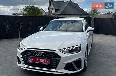 Седан Audi A4 2023 в Луцке