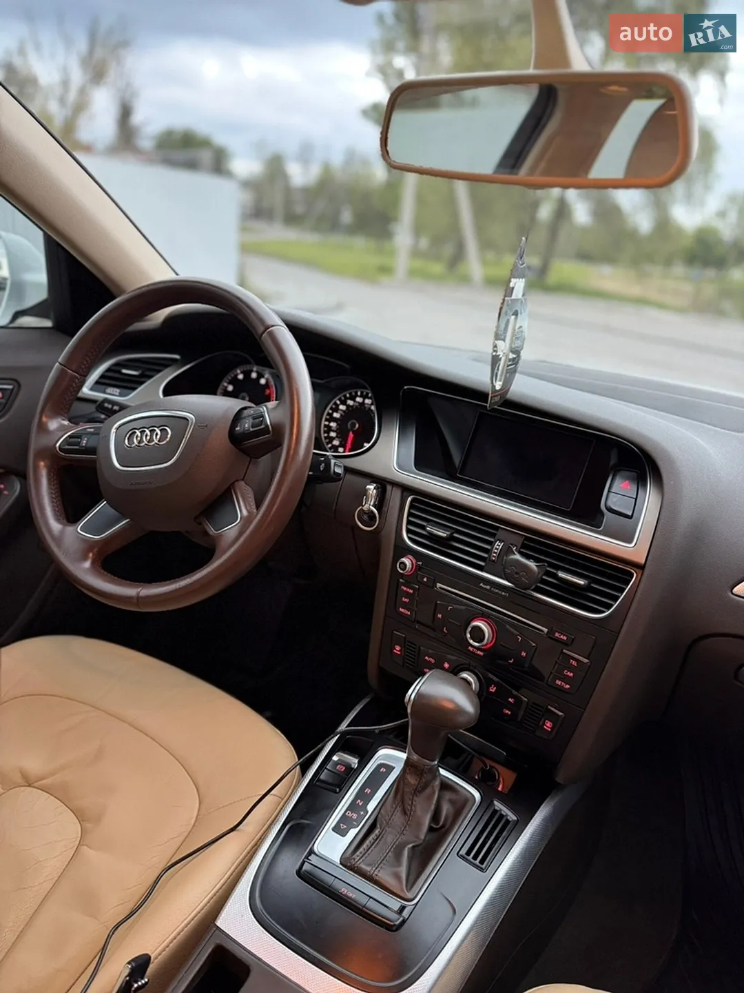 2012 Audi A4 - мініатюра 14