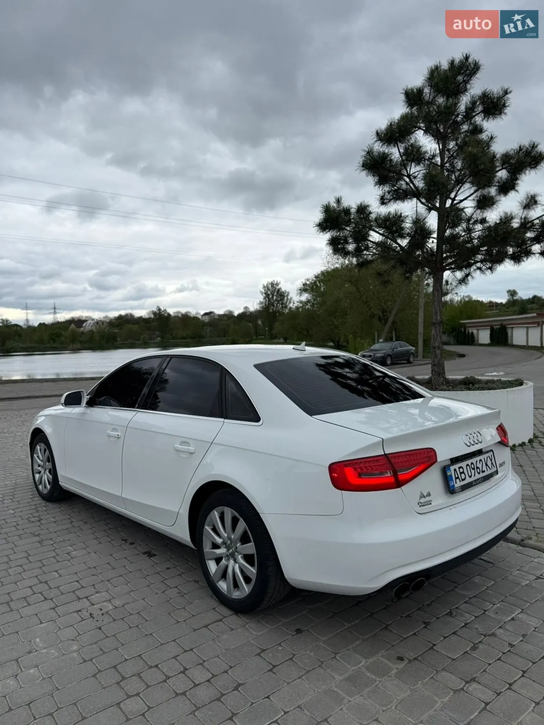 2012 Audi A4 - мініатюра 9