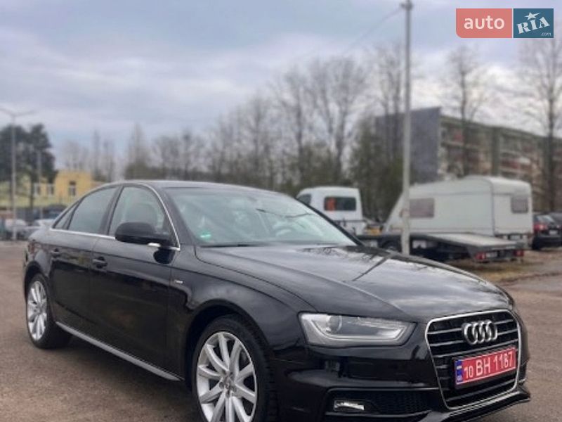 Седан Audi A4 2016 в Львове