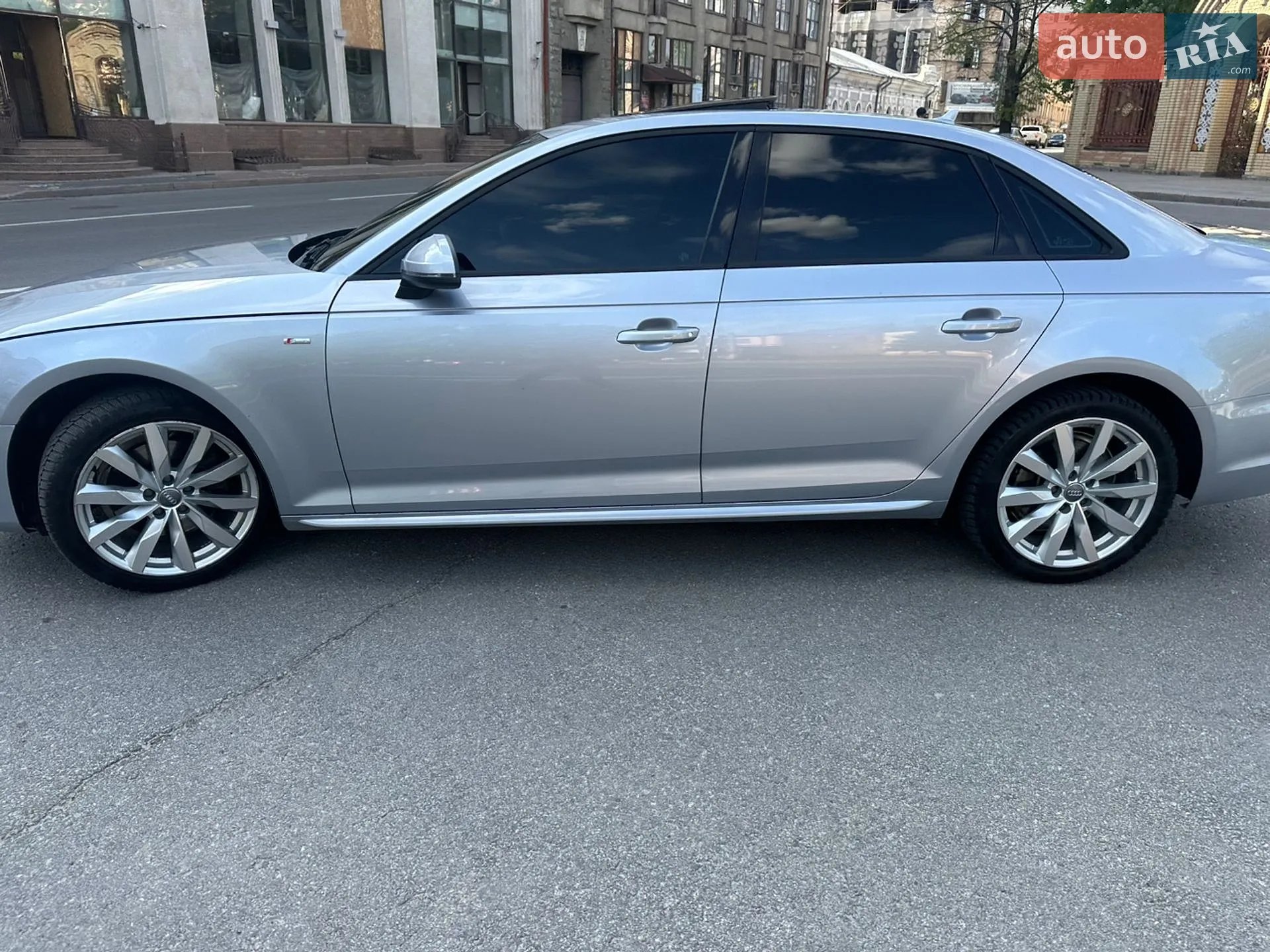 2018 Audi A4 - мініатюра 16