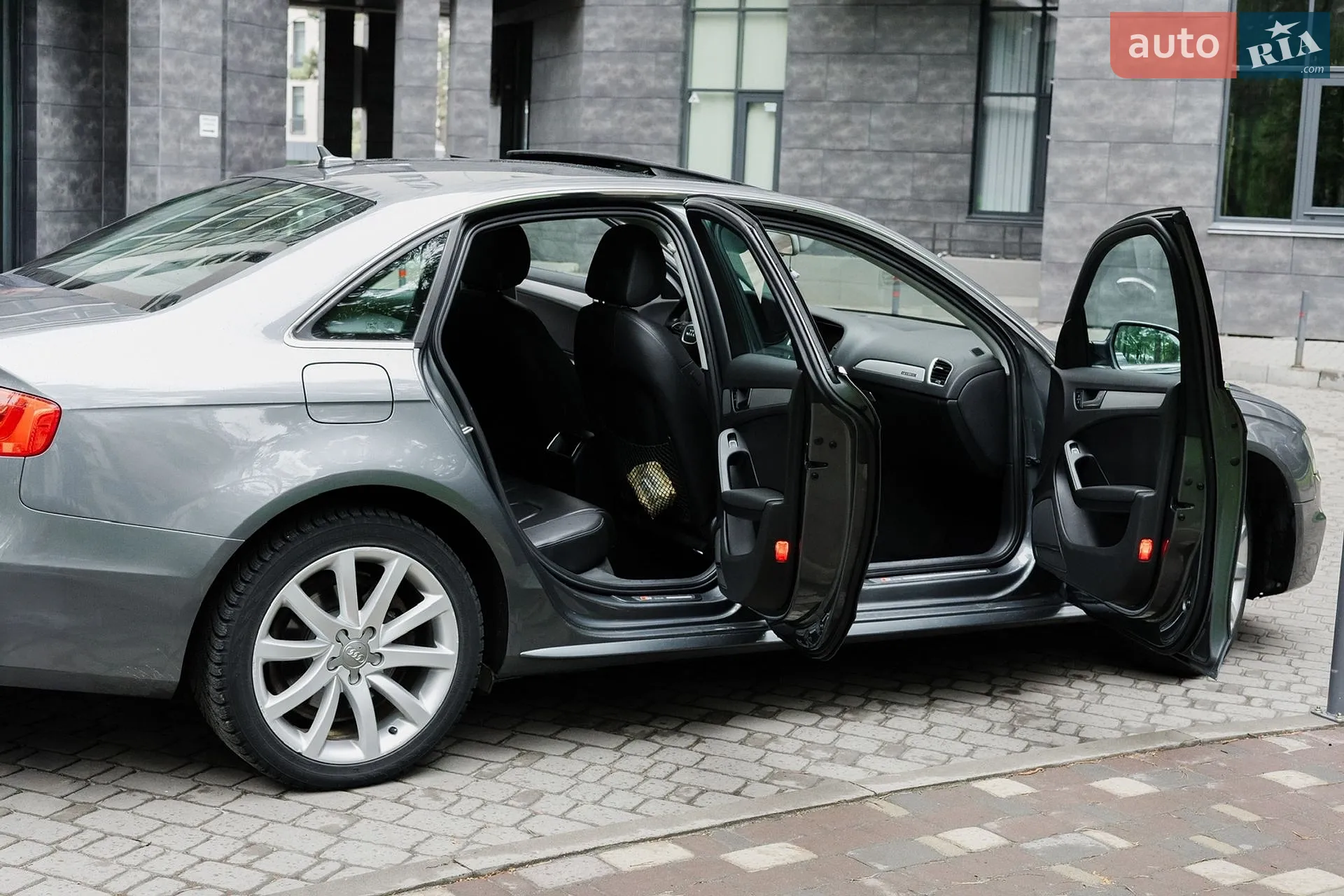 2014 Audi A4 - мініатюра 26