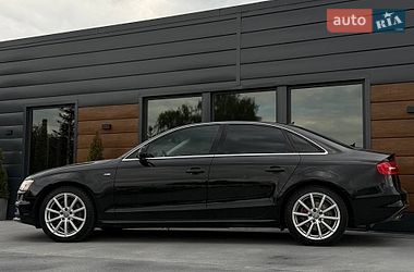 Седан Audi A4 2014 в Рівному