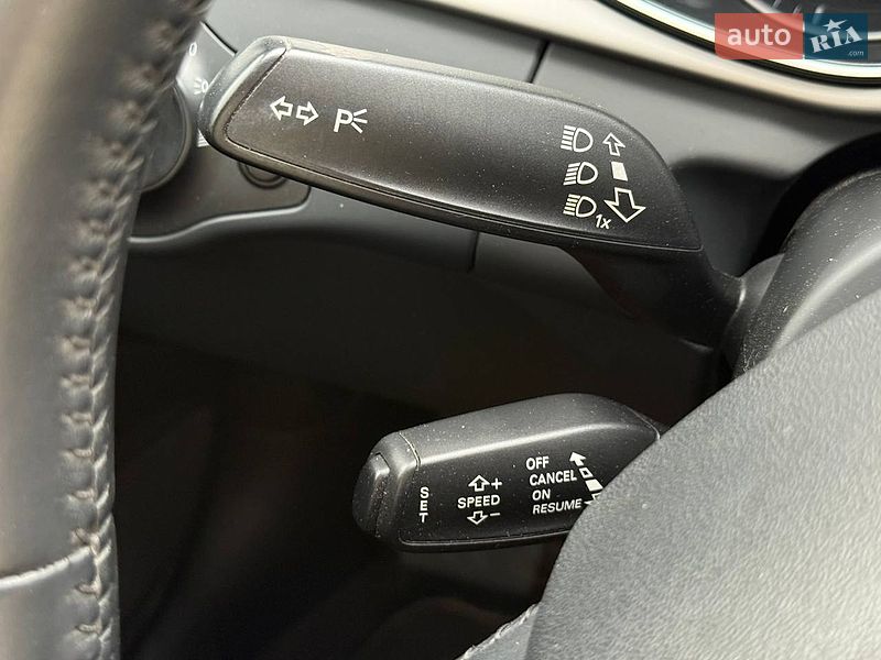 Седан Audi A4 2014 в Рівному