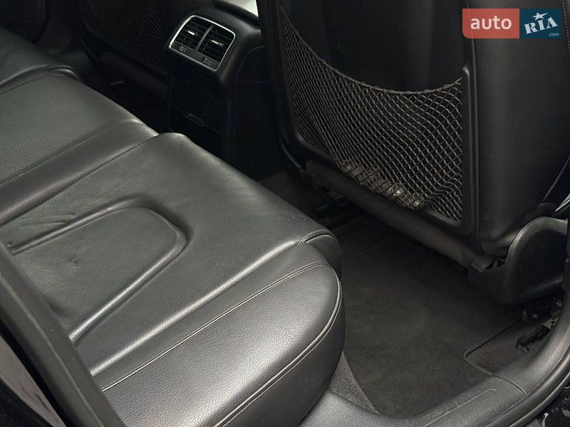 Седан Audi A4 2014 в Рівному