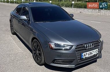 Седан Audi A4 2012 в Хмельницком