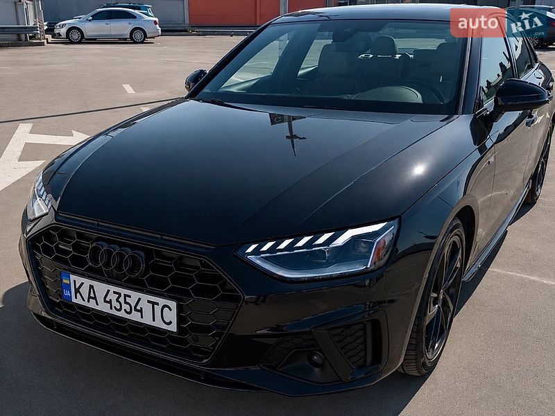 Audi A4 2023