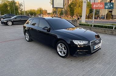 Універсал Audi A4 2016 в Києві