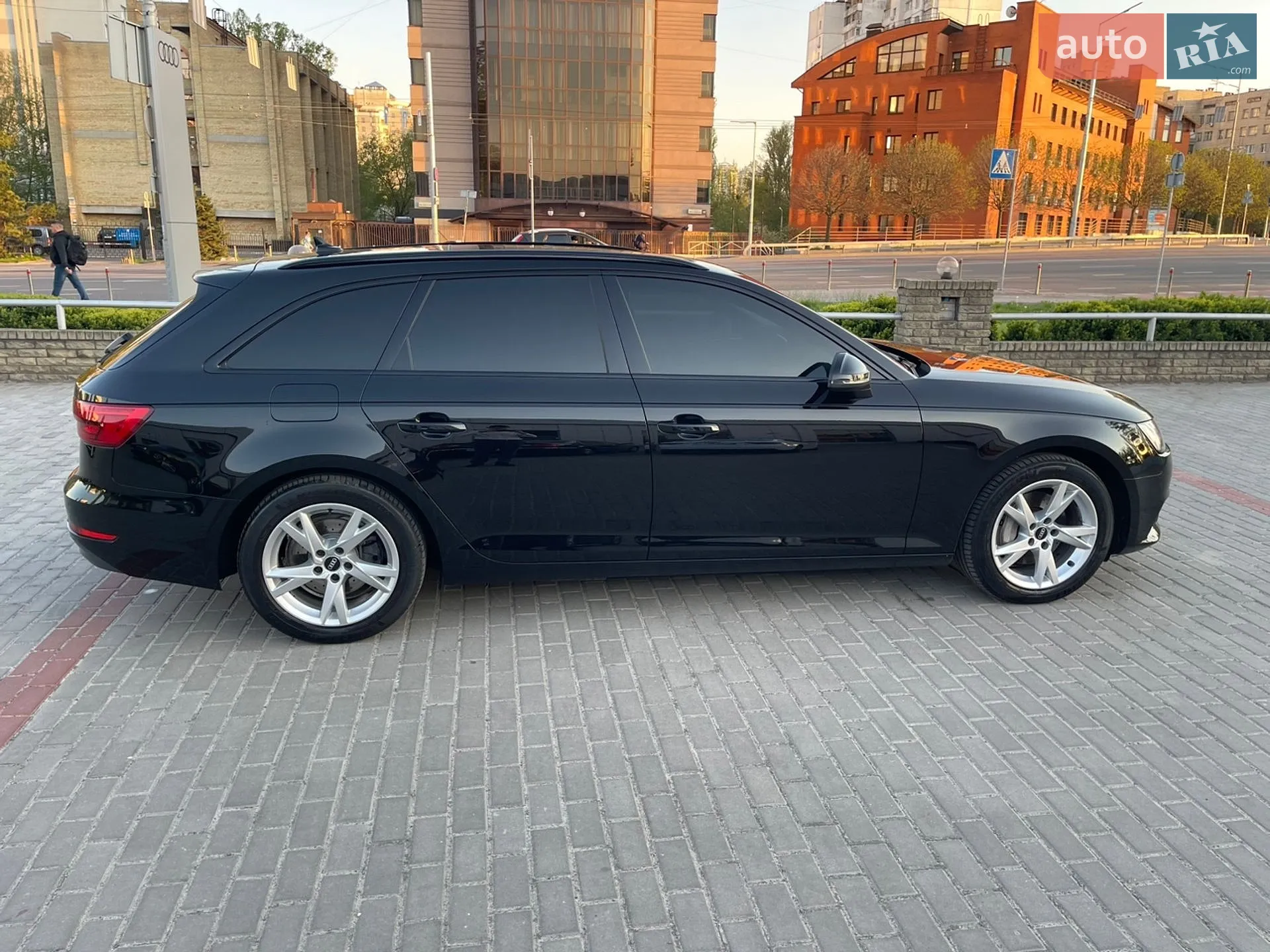 2016 Audi A4 - мініатюра 7