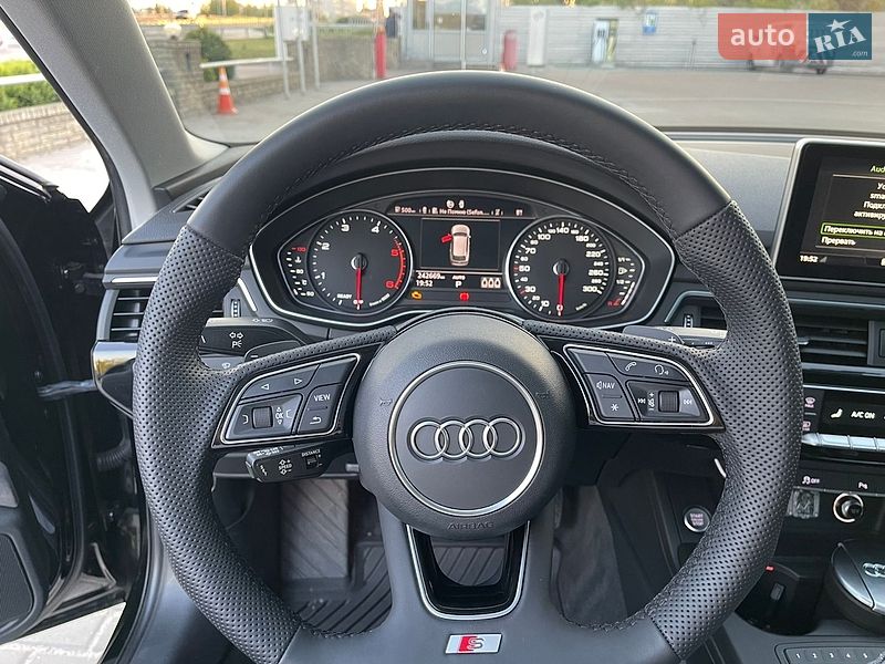 Універсал Audi A4 2016 в Києві