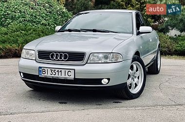 Седан Audi A4 2000 в Полтаві