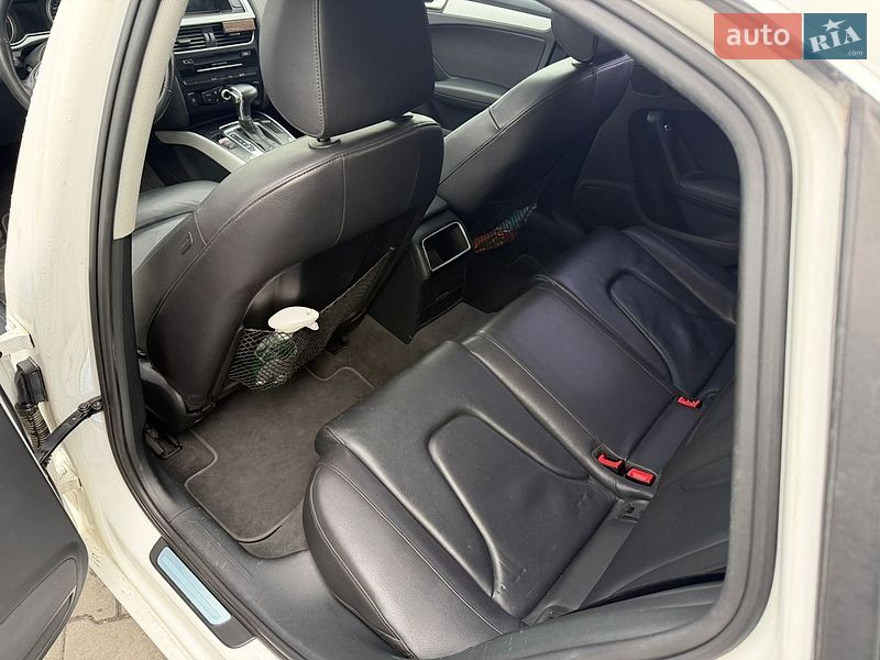 Седан Audi A4 2015 в Хмельницком