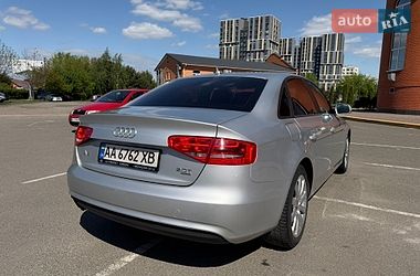 Седан Audi A4 2012 в Киеве