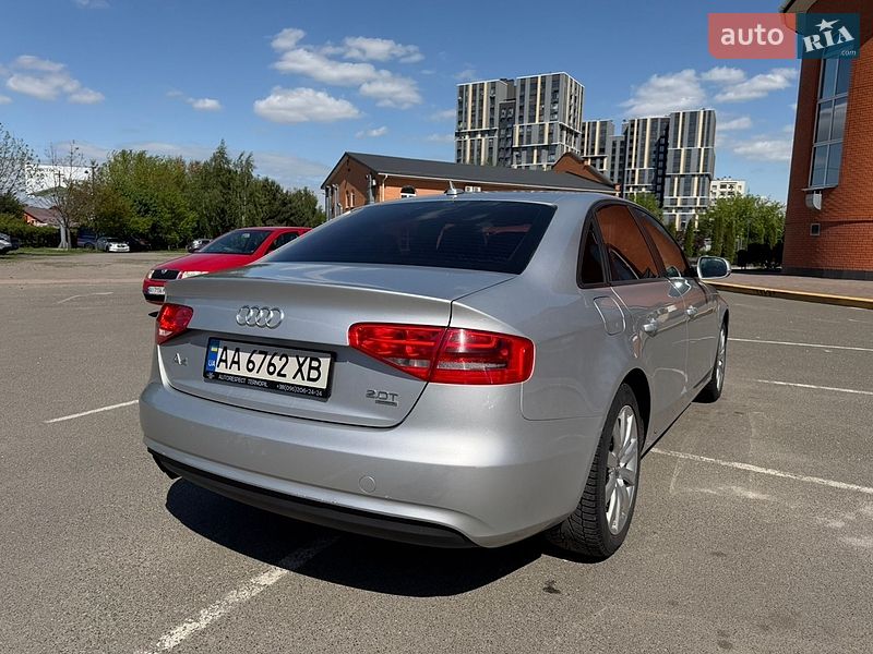 Седан Audi A4 2012 в Киеве