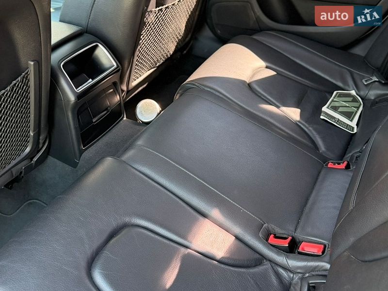 Седан Audi A4 2012 в Києві