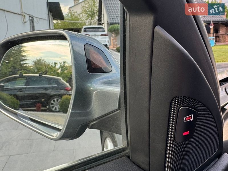 Седан Audi A4 2014 в Львове