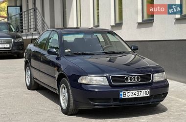 Седан Audi A4 1997 в Львове