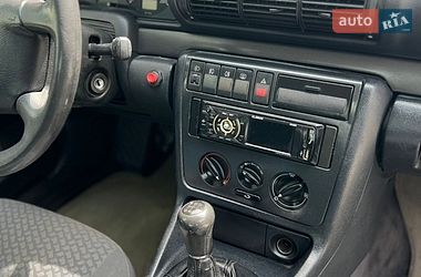 Седан Audi A4 1997 в Львове