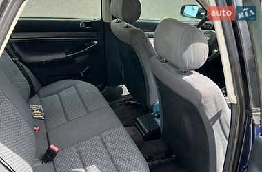 Седан Audi A4 1997 в Львове