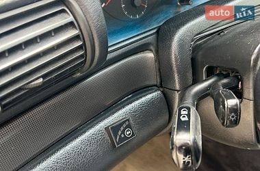 Седан Audi A4 1997 в Львове