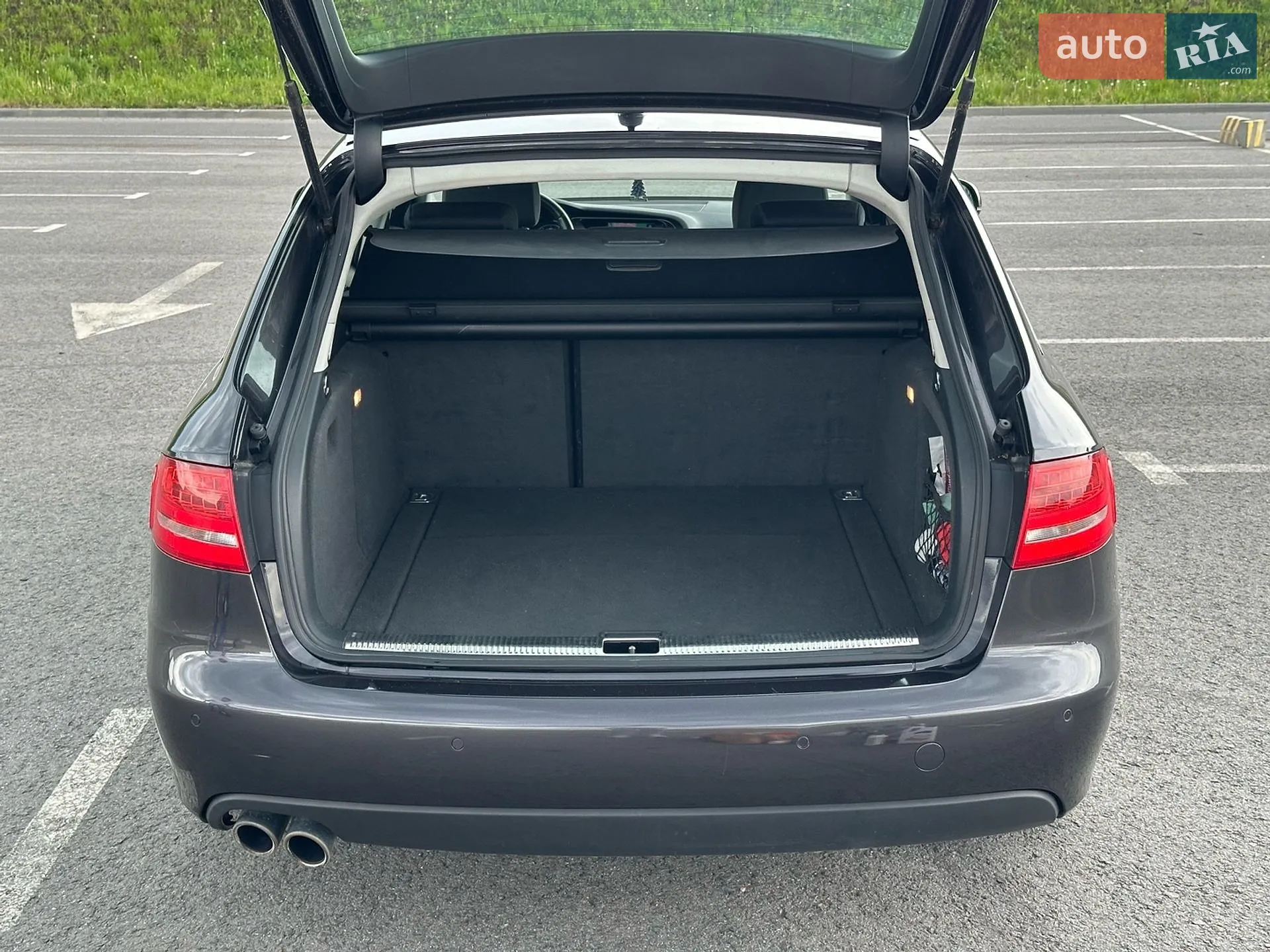 2010 Audi A4 - мініатюра 23
