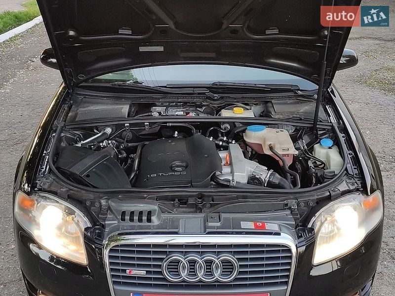 Универсал Audi A4 2005 в Хороле