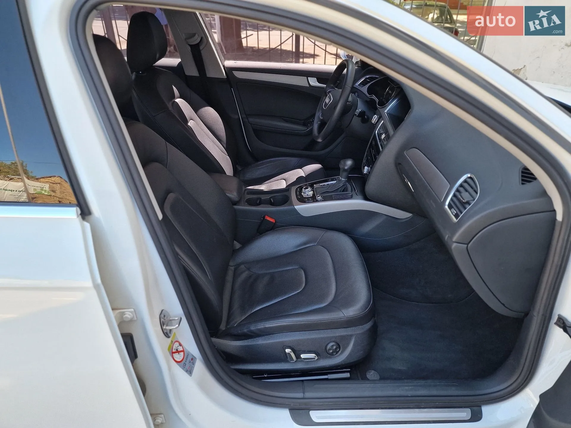 2013 Audi A4 - мініатюра 47