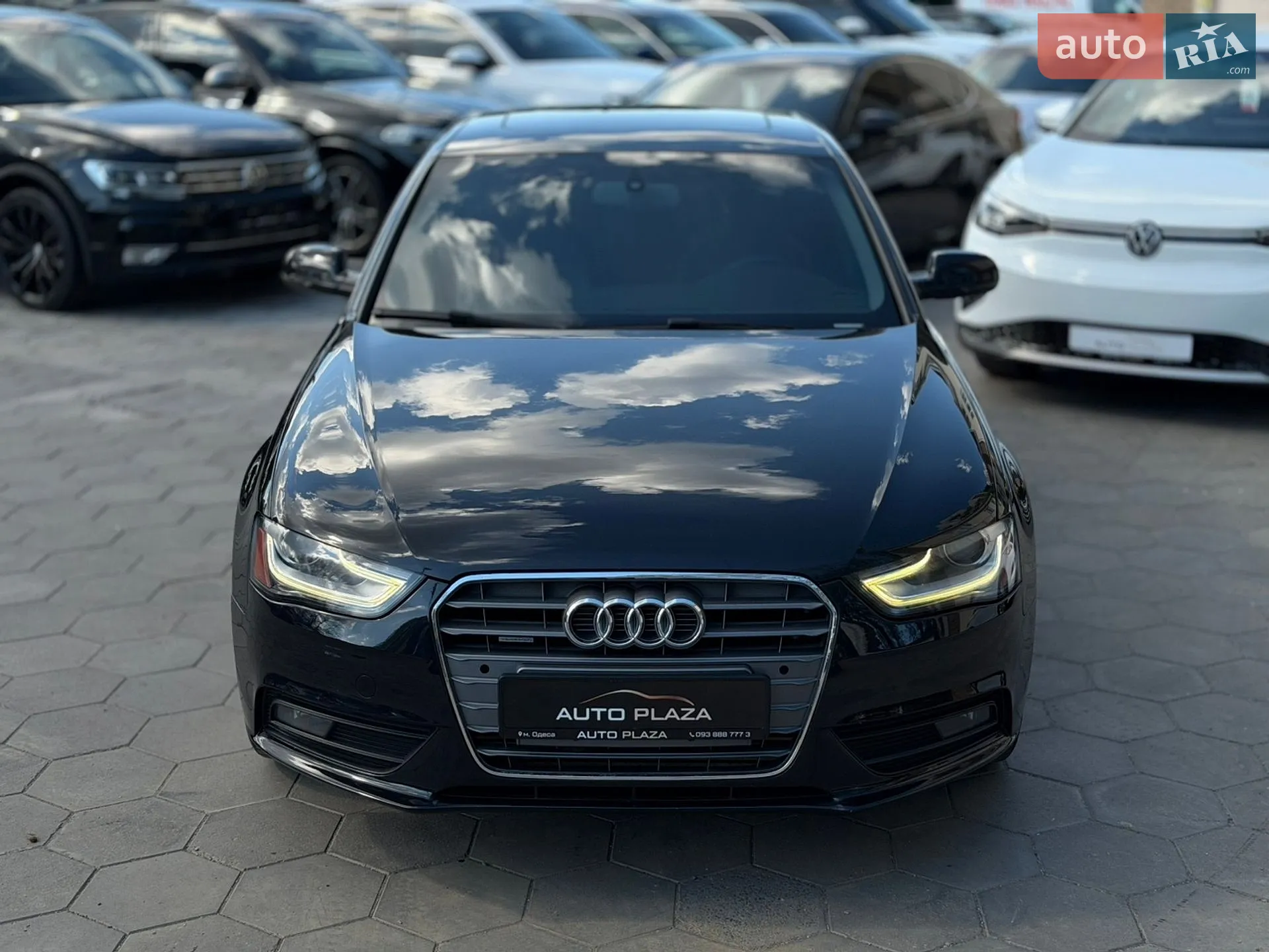 2013 Audi A4 - мініатюра 3