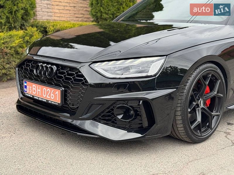 Седан Audi A4 2021 в Виннице