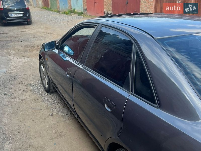 Седан Audi A4 1997 в Виннице