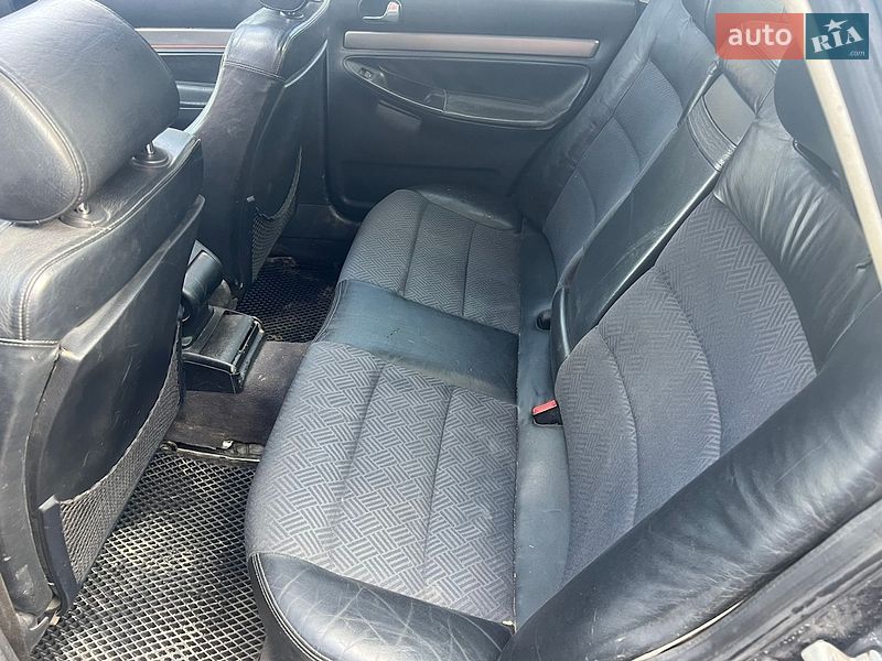 Седан Audi A4 1997 в Виннице