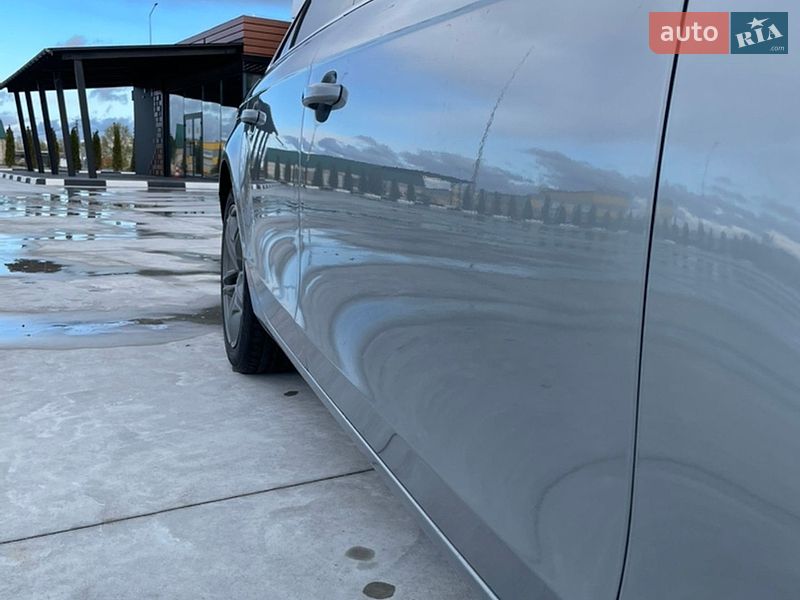 Седан Audi A4 2008 в Звягеле