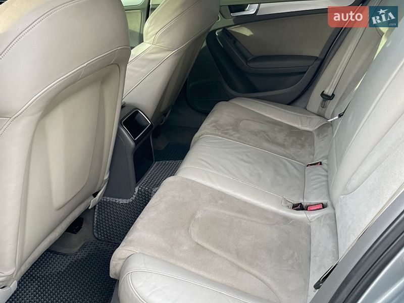 Седан Audi A4 2008 в Звягеле
