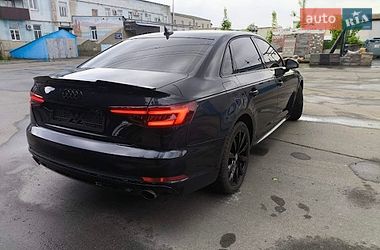 Седан Audi A4 2018 в Сумах