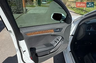 Седан Audi A4 2015 в Калинівці