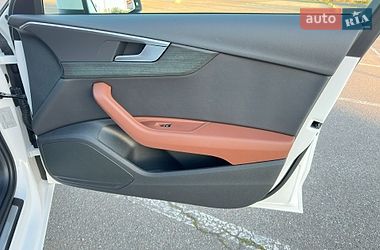 Седан Audi A4 2022 в Одессе