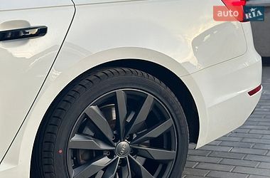 Седан Audi A4 2016 в Хмельницькому
