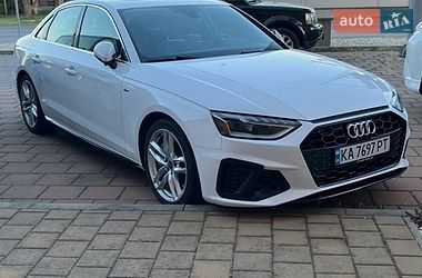 Седан Audi A4 2022 в Киеве