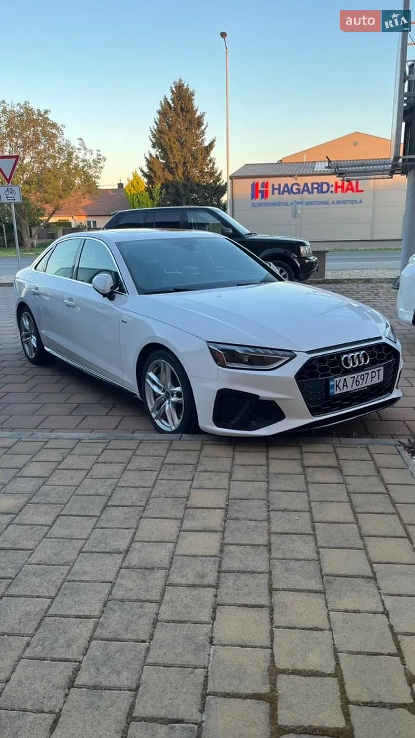 2022 Audi A4 - фото 1