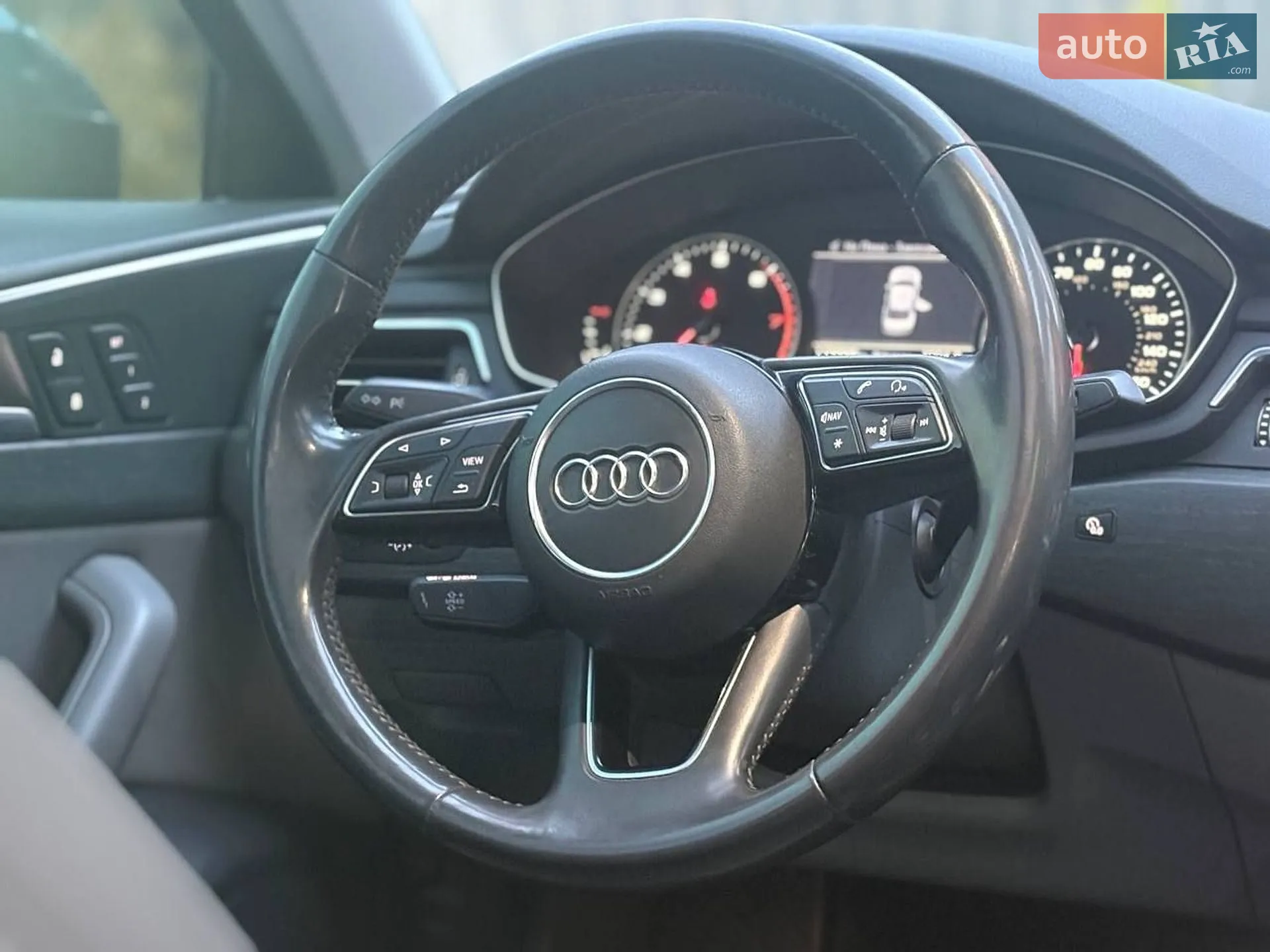 2016 Audi A4 - мініатюра 8